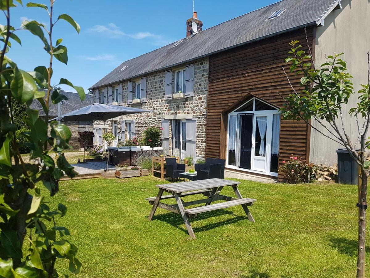 Bed and Breakfast La Bastide Du Bonheur Ger  Exterior foto